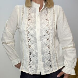 Blusa Romántica Beig